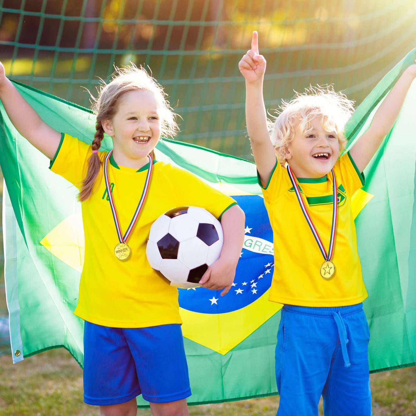 Sotiff 100 Pcs Kids Medals Gold Plastic Medals for Sports Awards Winner Medal First Prize Award for School Sports Children's Game Competitions Prizes Family