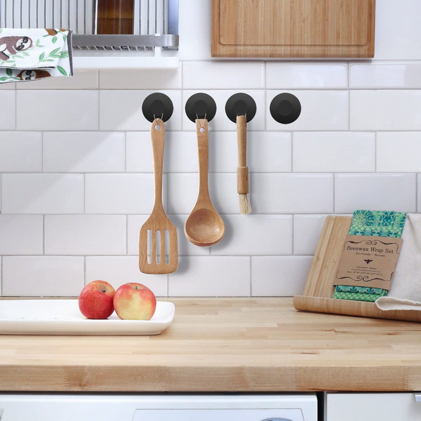 LJLink Modern Round Hook Matte Black Self Adhesive Wall Hook 2 Pack Stainless Steel Coat Hooks Towel Hanger for Kitchen Bathroom