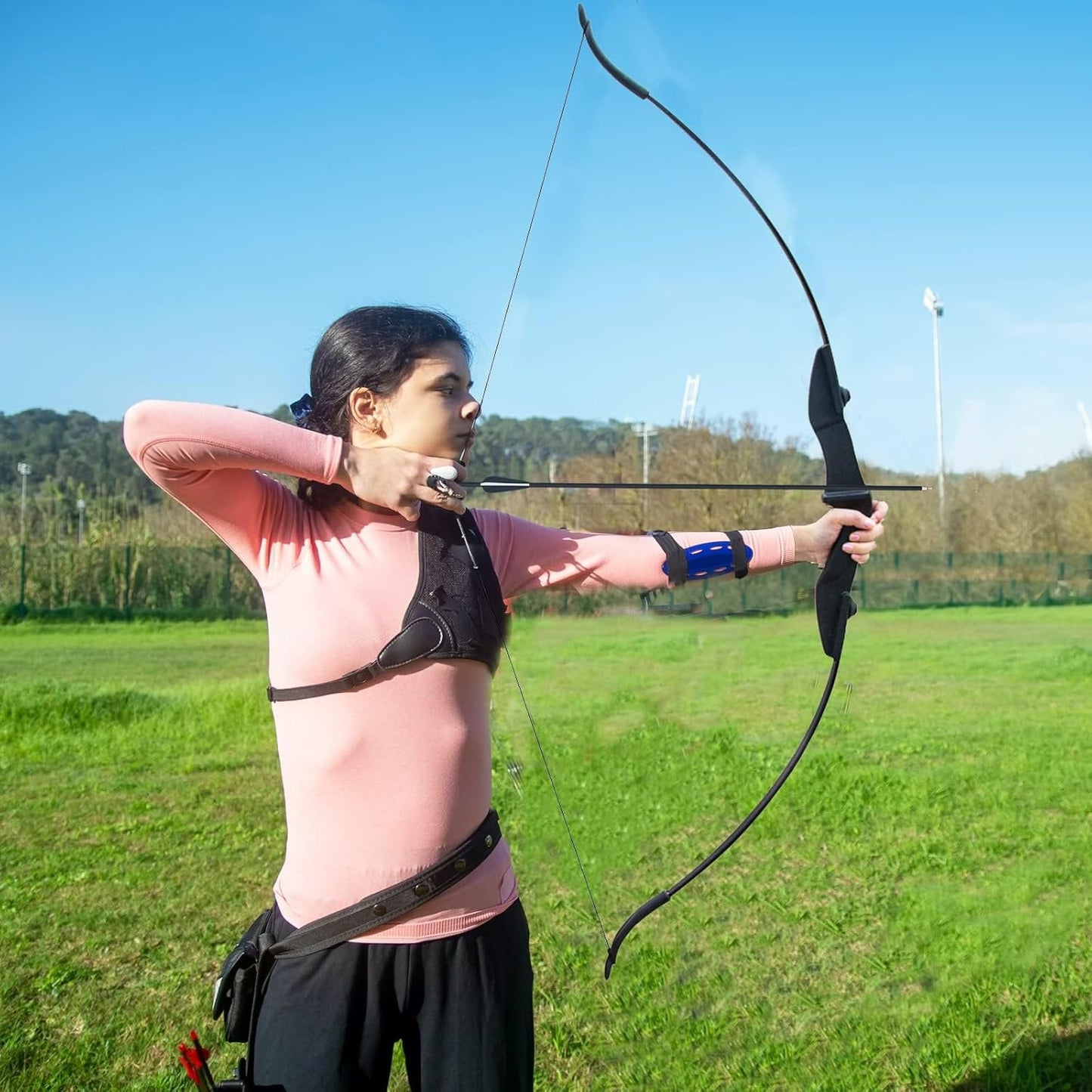 Tongtu Recurve Bow - Takedown Bow Set for Right & Left-Handed Beginners | 30lb & 40lb Options with 6 Arrows