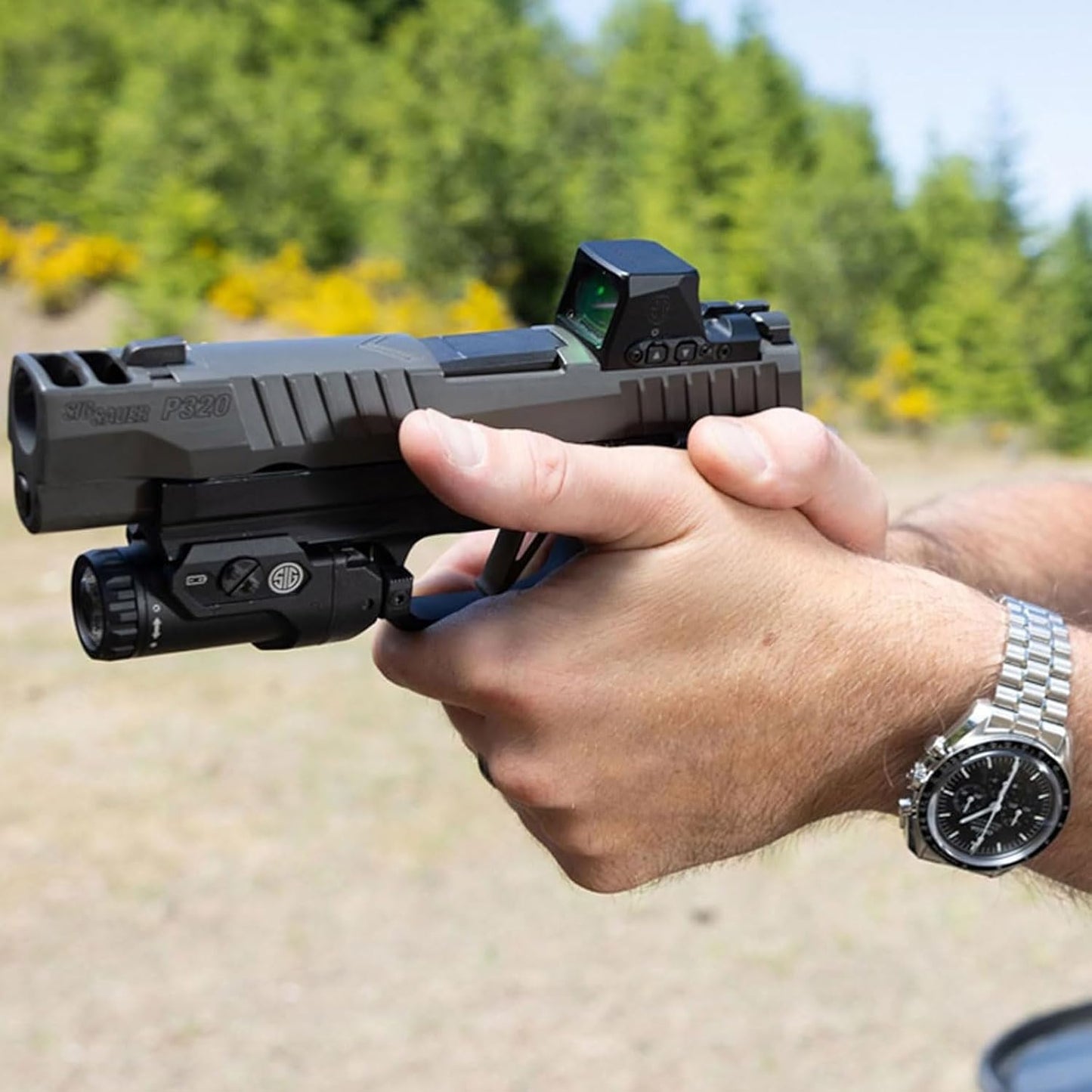 SIG SAUER Romeo-X Reflex Sight - Compact Pistol-Mounted, Lightweight & Waterproof with 15 Illumination Settings