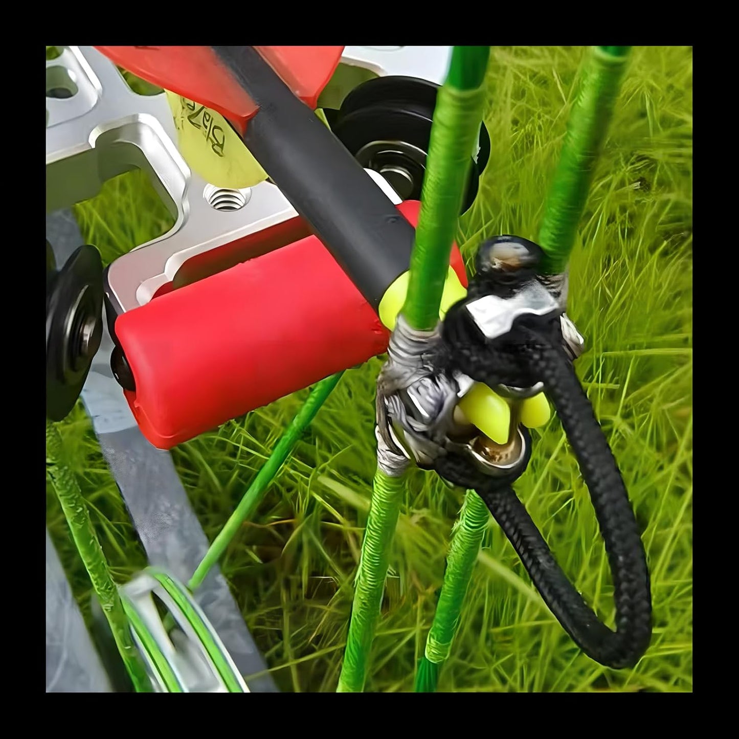 Skiennix Steel Ball Archery D Loop - Dual Purpose Compound Bow Accessory
