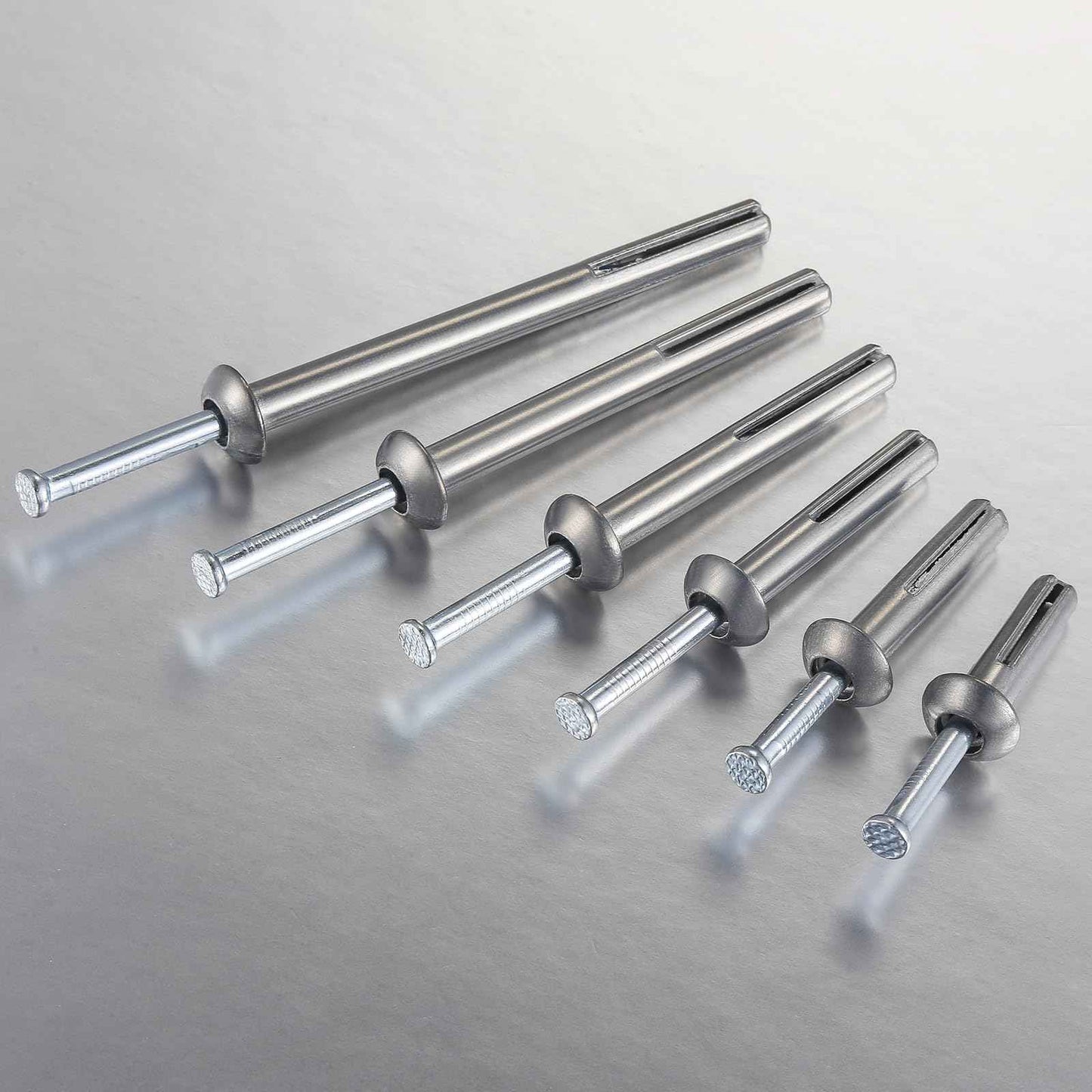 Wensilon 1/4x3 Hammer Drive Nail in Anchor (50 per Box) Cement hammering Anchors