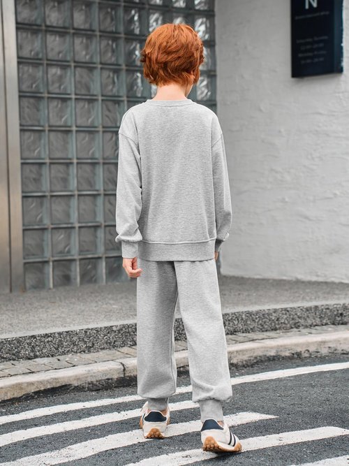 Haloumoning Boys 2 Piece Outfits Sweatsuit Kids Crewneck Sweatshirt and Elastic Waist Sweatpants Set 5-14 Years