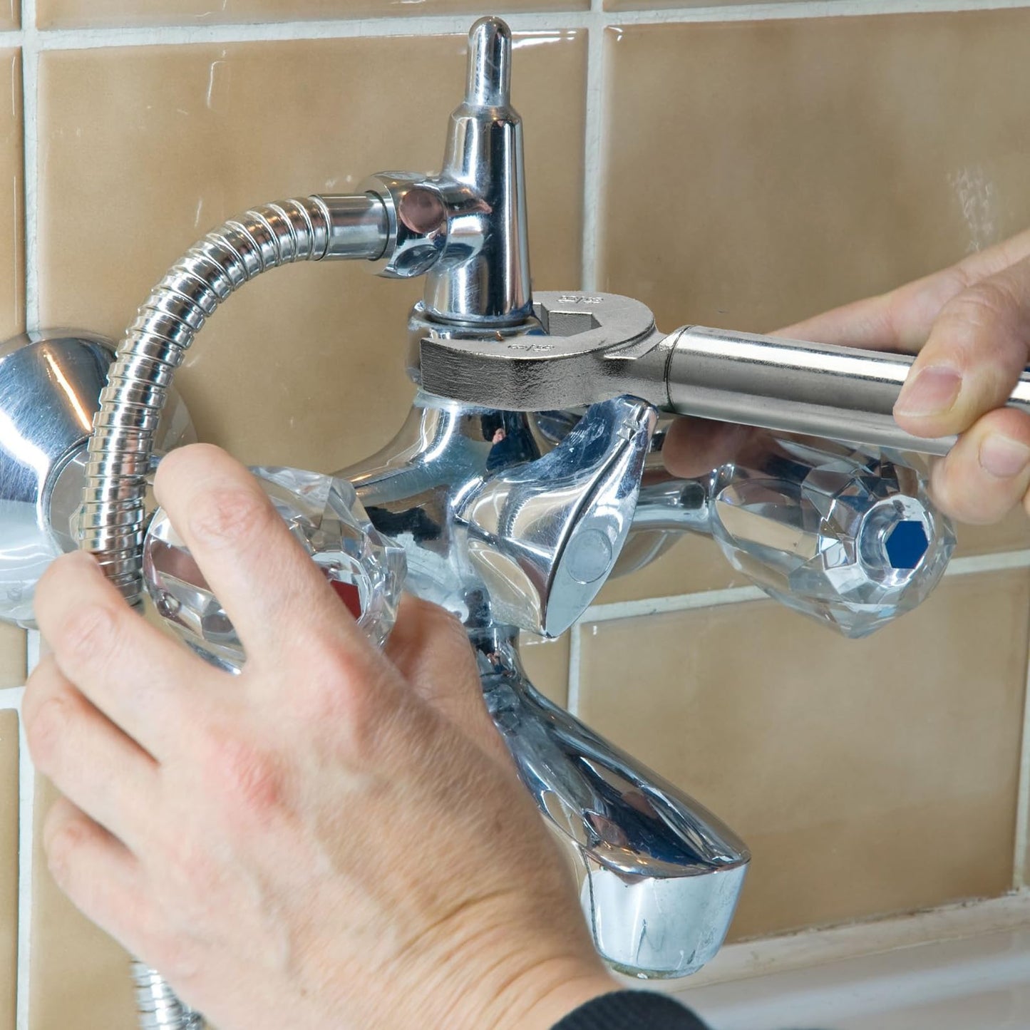 Miucoguier Plumber wrench, 2-in-1 Angle Stop Wrench for Angle Stops, Straight Stops, and Compression Couplings，Plumbing Tools for Faucet Nuts, and Spigots