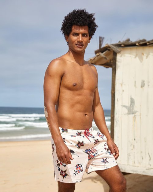 Maamgic Men's Swim Trunks - 5.5 Inch Quick Dry Board Shorts with Compression Liner & Zipper Pockets