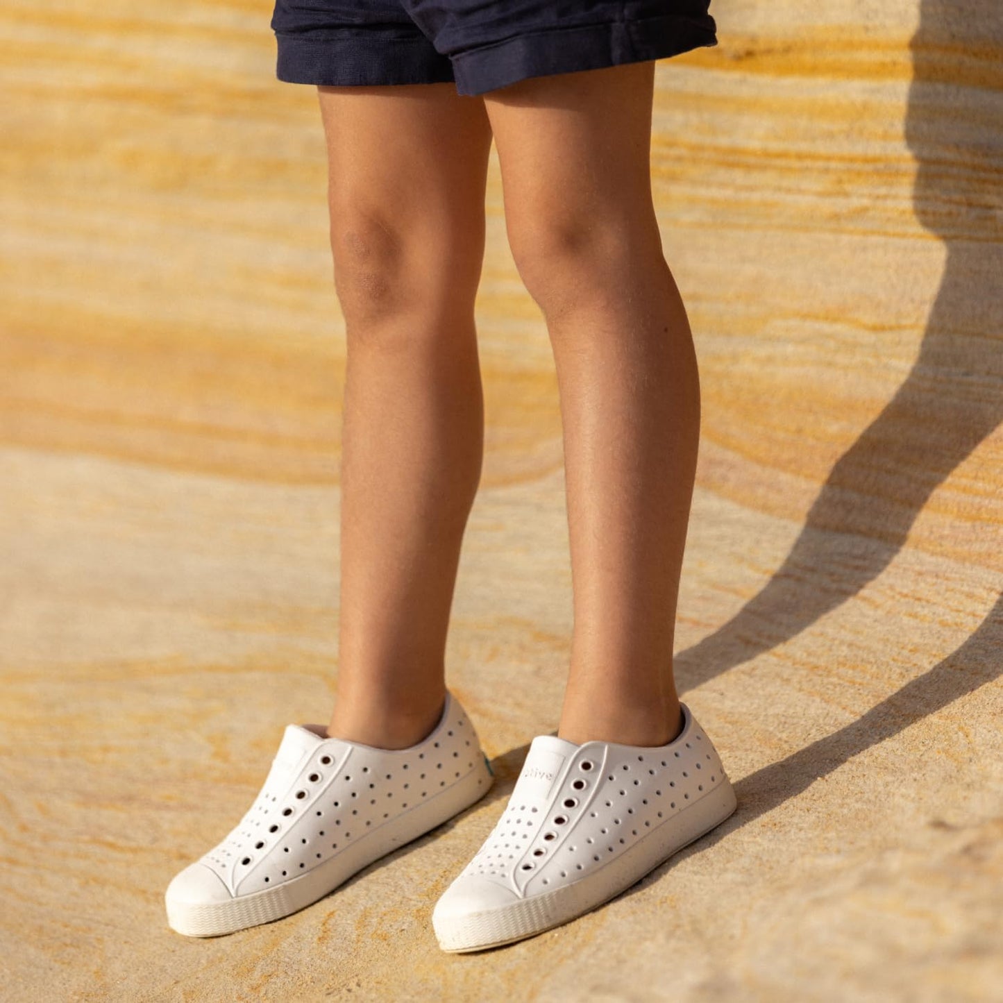 Native Shoes Unisex-Kids Jefferson Sneakers, Twirling Purple/Shell White, 4 Big Kid