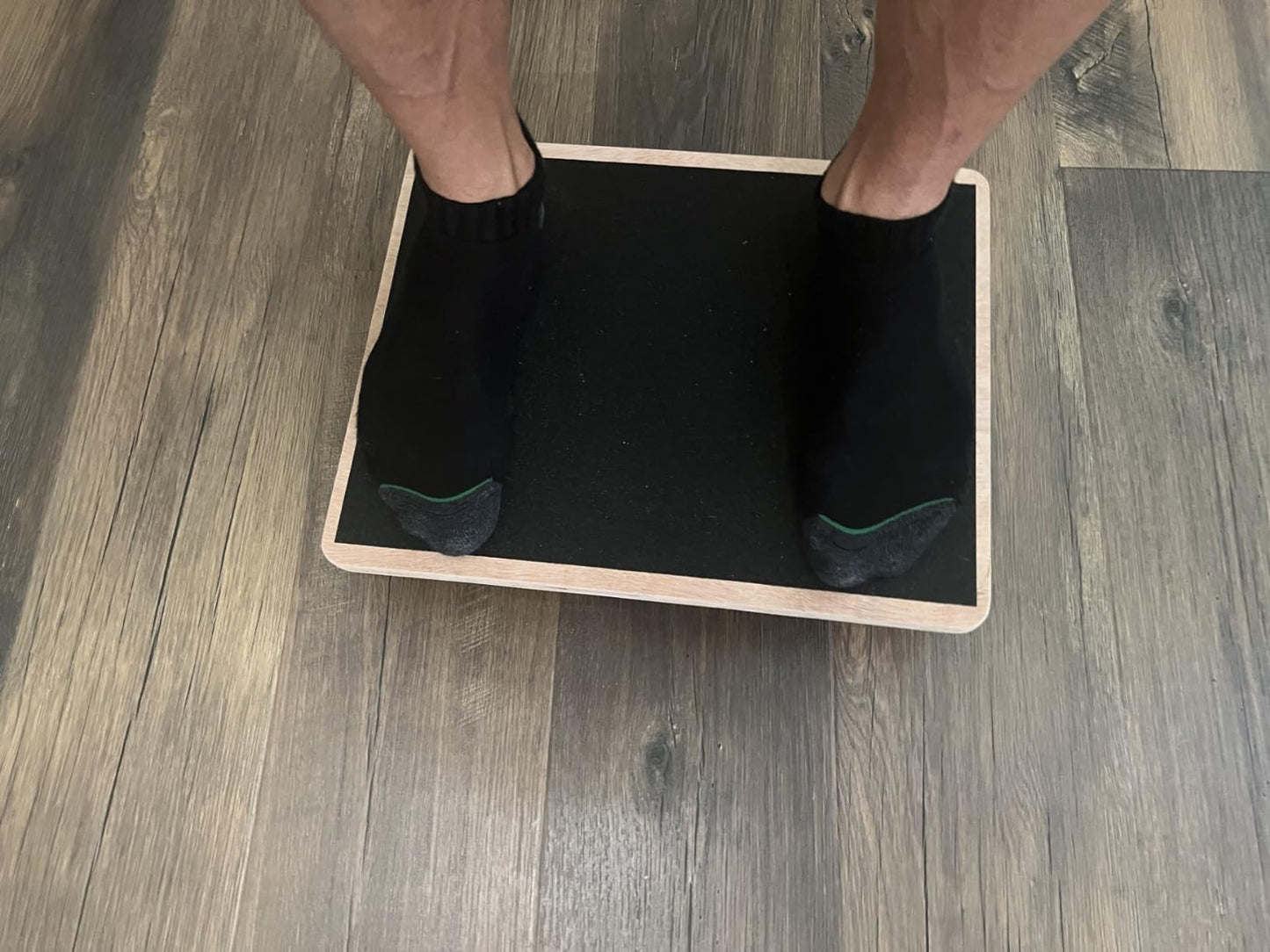 Balance Board Wobble Board for Adults Anti-Slip Balance Board for Physical Therapy Standing Desk Core Strength Wooden Rocker Board