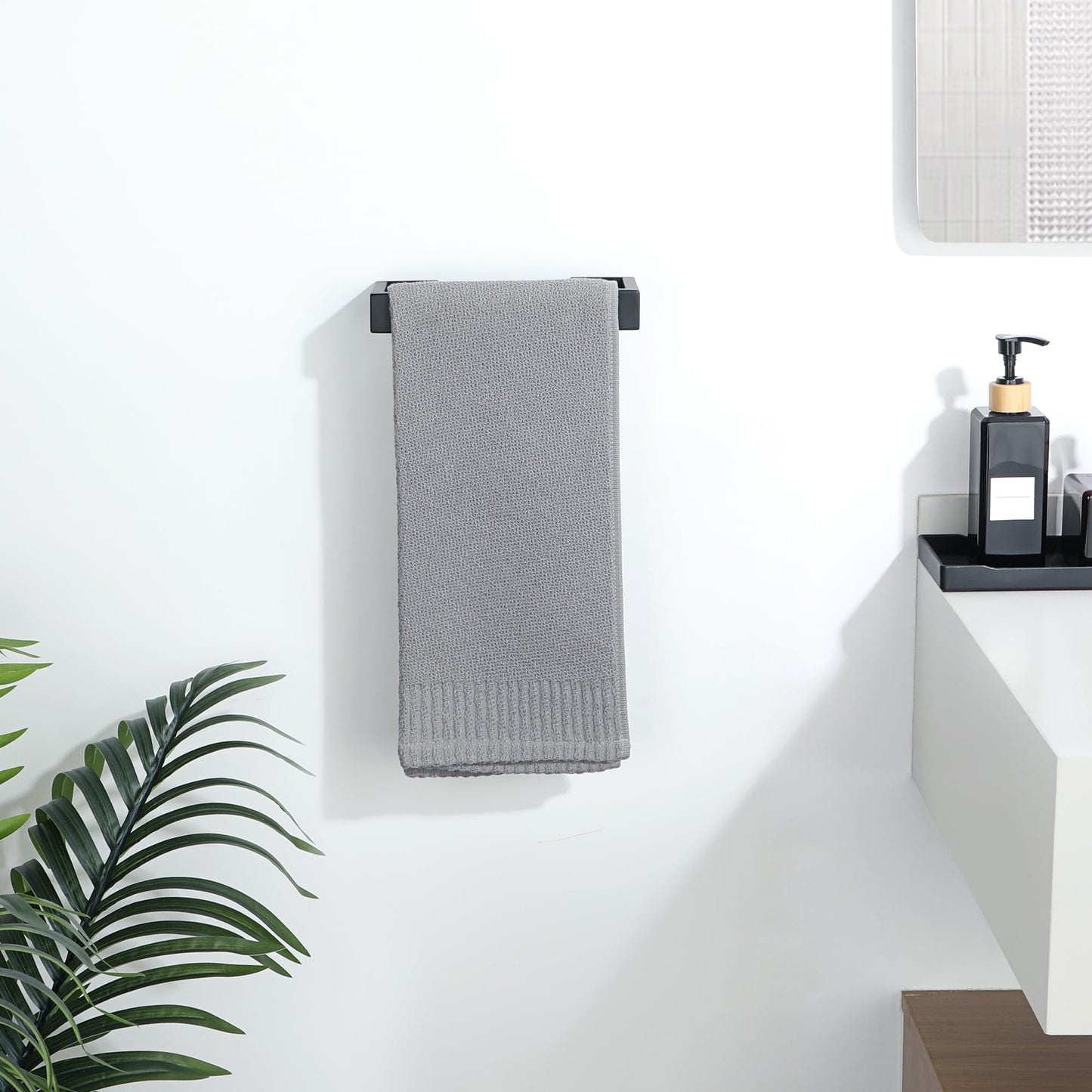 Mooche Towel Rack for Bathroom Wall Mount, 8" SUS304 Stainless Steel Rustproof Towel Bar, Matte Black Towel Holder for Bathroom Laundry Room Hotel Modern Home Decor