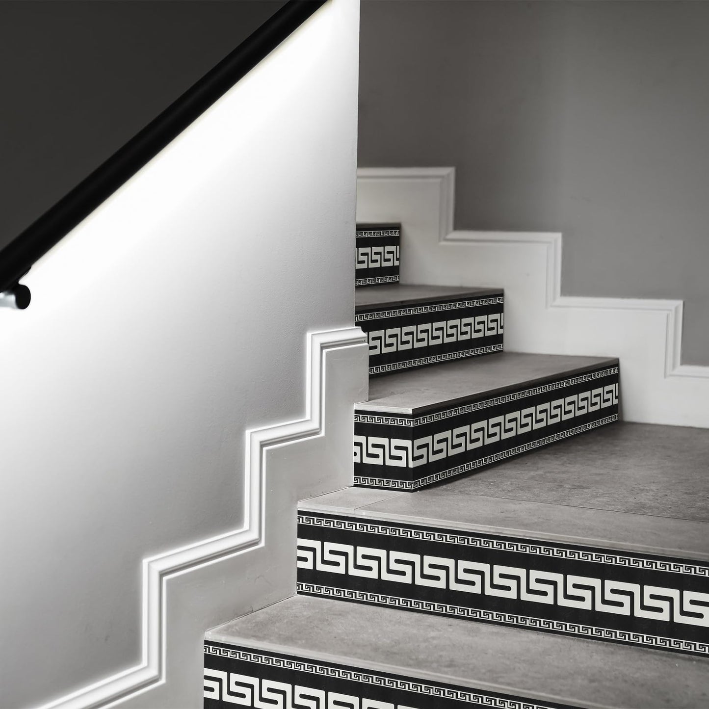 WAPANE 3D Wallpaper Border Peel and Stick 5.1" x 196.8" Self Adhesive Removable Waterproof and Oilproof Wall Border Baseboard for Living Room Bedroom Bathroom Mirror Ceiling Decorative Line, Black