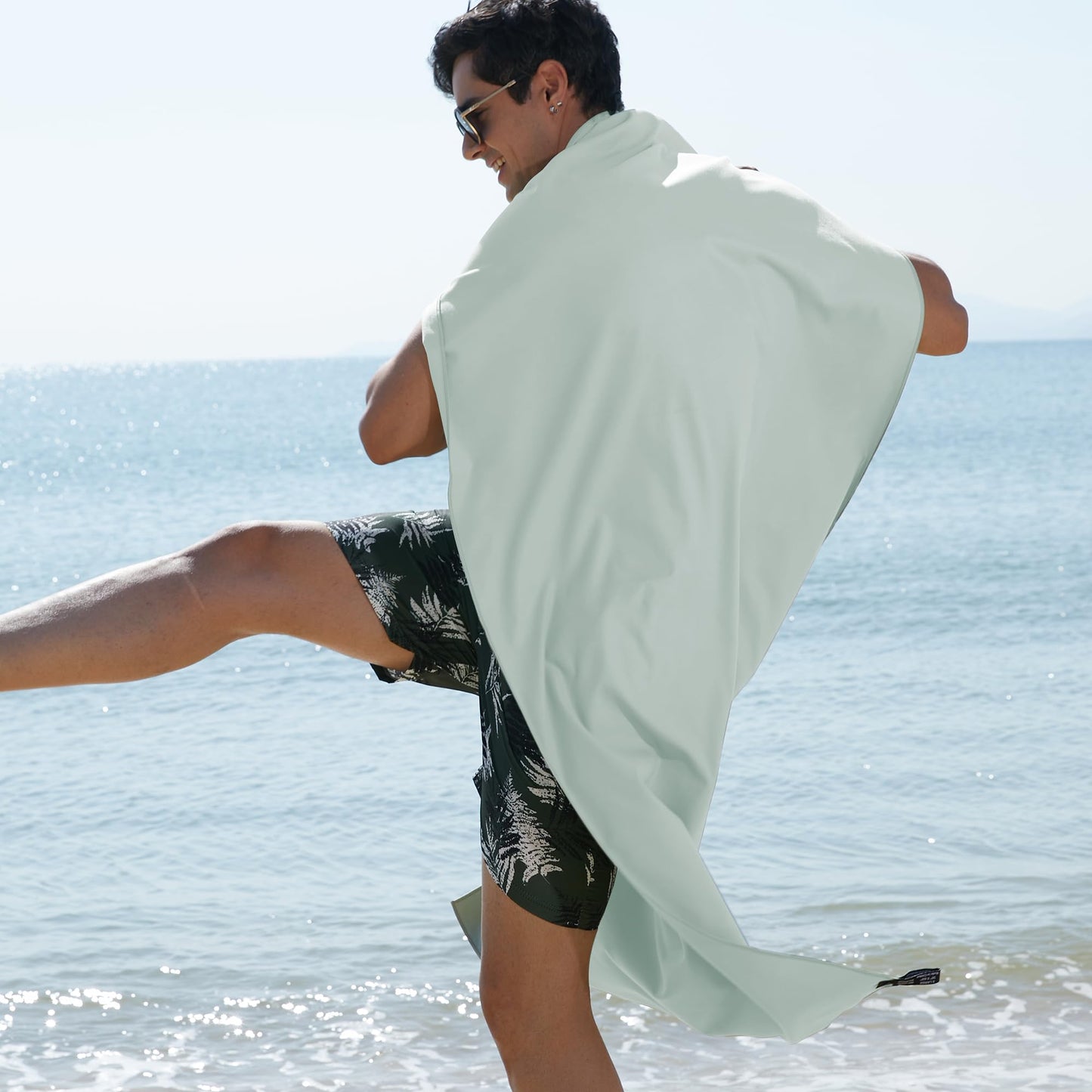 Rainleaf Microfiber Towel Quick Dry Camping & Travel & Gym Towel. Compact