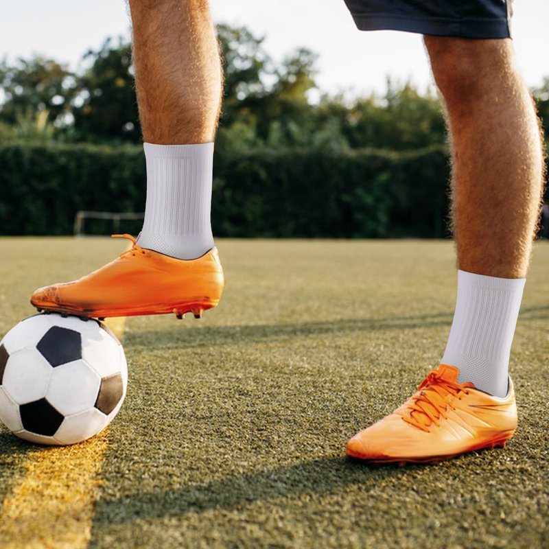 COTMAKETON 2/4 Pairs Mens Soccer Socks with Grips Cushioned Anti Slip Football Basketball Sports Socks (US, Alpha, One Size, Regular, Regular, 4pack-Black)