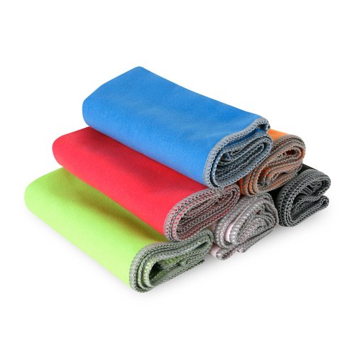AFFINITY Arctic Breeze Cooling Towel, Magenta Pink