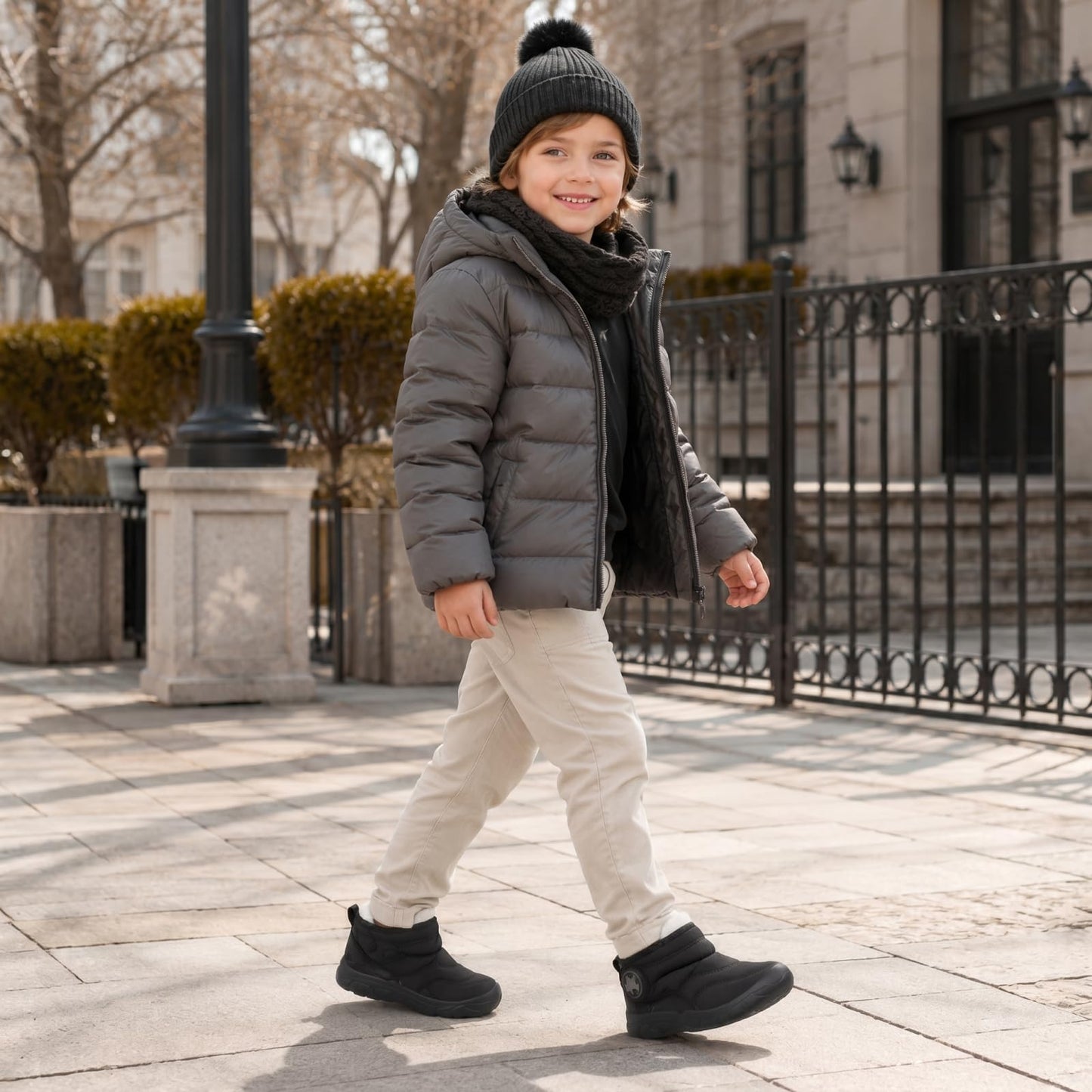 LeIsfIt Toddler Boots Girls Boys Wide Winter Boots Cozy Fleece Winter Shoes Indoor Outdoor Warm Shoes Black 7 Toddler