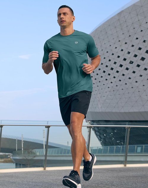 G Gradual Men's Athletic Workout T-Shirts - Moisture-Wicking Short Sleeve Performance Tee for Gym & Running