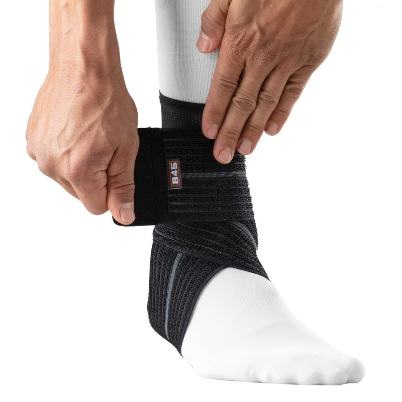 Shock Doctor Ankle Sleeve with Compression Wrap Support (Black, Medium)