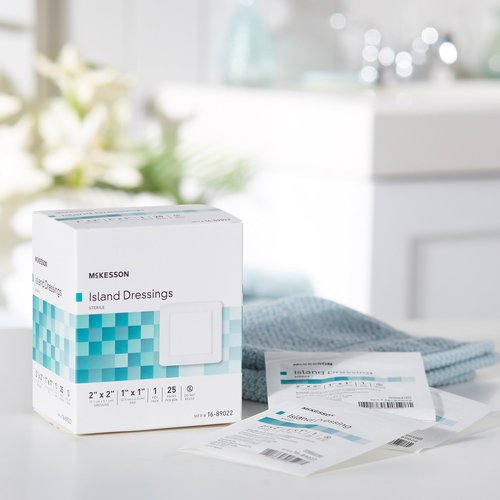 McKesson Island Dressings, Sterile, Dimension 2 in x 2 in, Pad 1 in x 1 in, 25 Count, 1 Pack