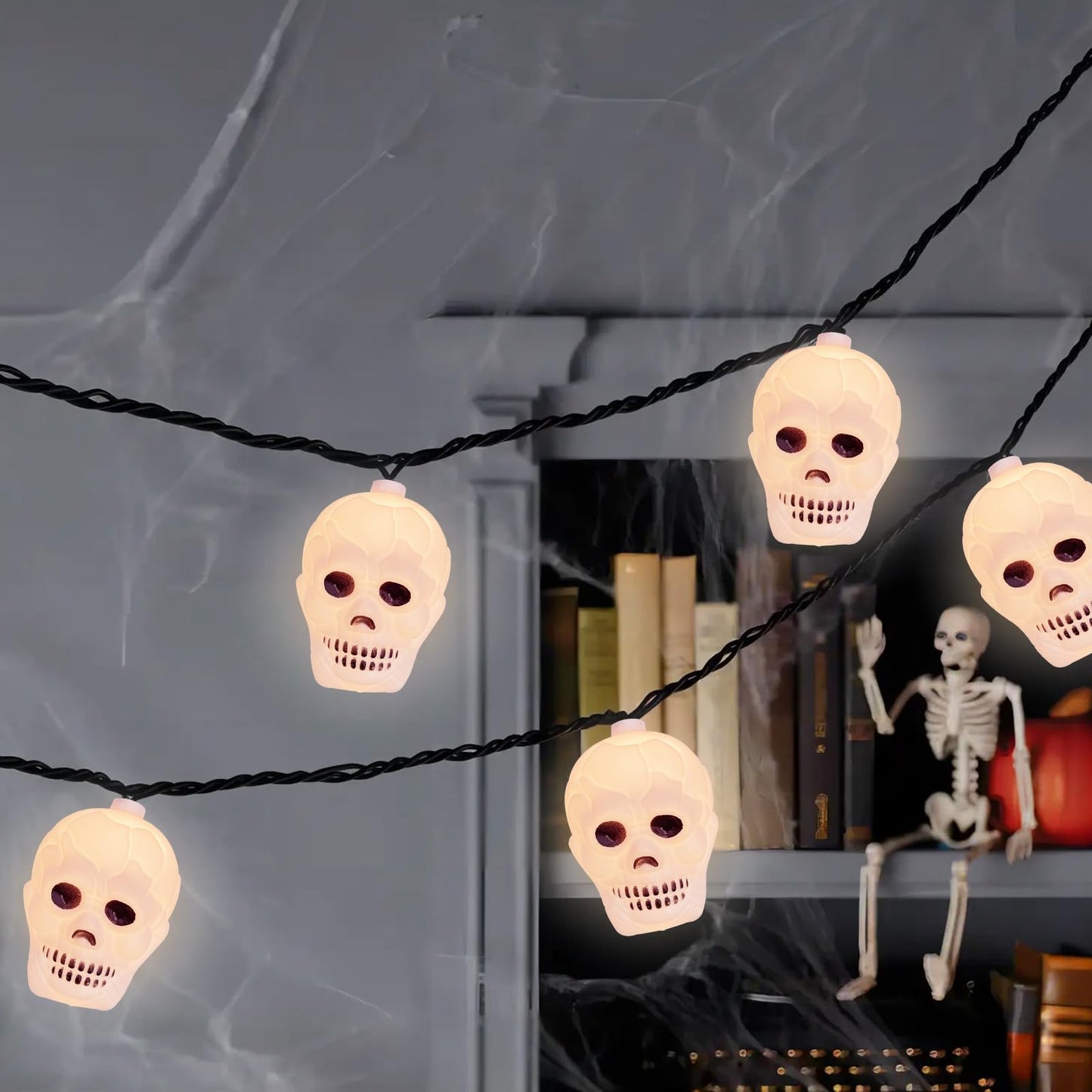 Skull String Lights - 8.5Ft Plug in String Lights Outdoor with 10 White Skeleton for Indoor/Outdoor Halloween Decoration, Hanging Ghost Head Lights for Party Patio Garden