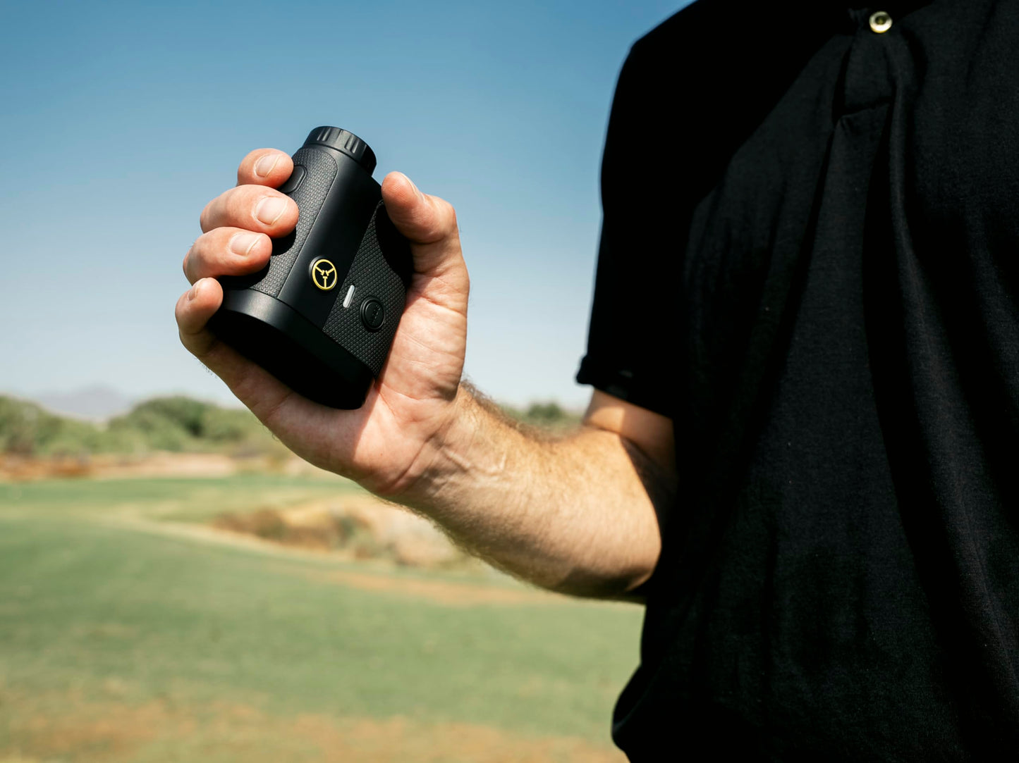 TecTecTec PINM8 Golf Rangefinder with Slope and Pinseeker – High-Precision Laser Range Finder – Black LCD, Target Lock, USB-C – Fast Multi-Distance Scanning – Golf Accessories for Men and Women