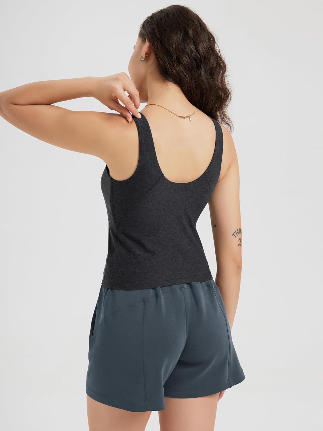 ODODOS Cloud Feeling Tank Bra - Women's U Back Wirefree Longline Sports Bra with Removable Pads