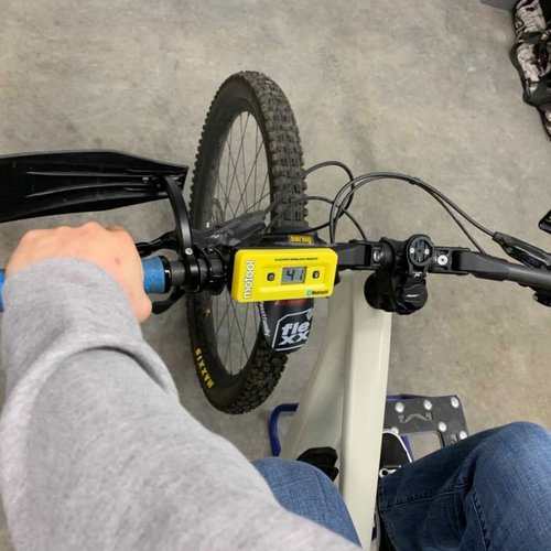 Slacker Wireless Remote Display – Bike Tool for Accurate Sag Setup and Suspension Tuning, Compatible with Slacker V5 (Yellow) – LCD Wireless Display for Smooth, Reliable Real-Time Measurement