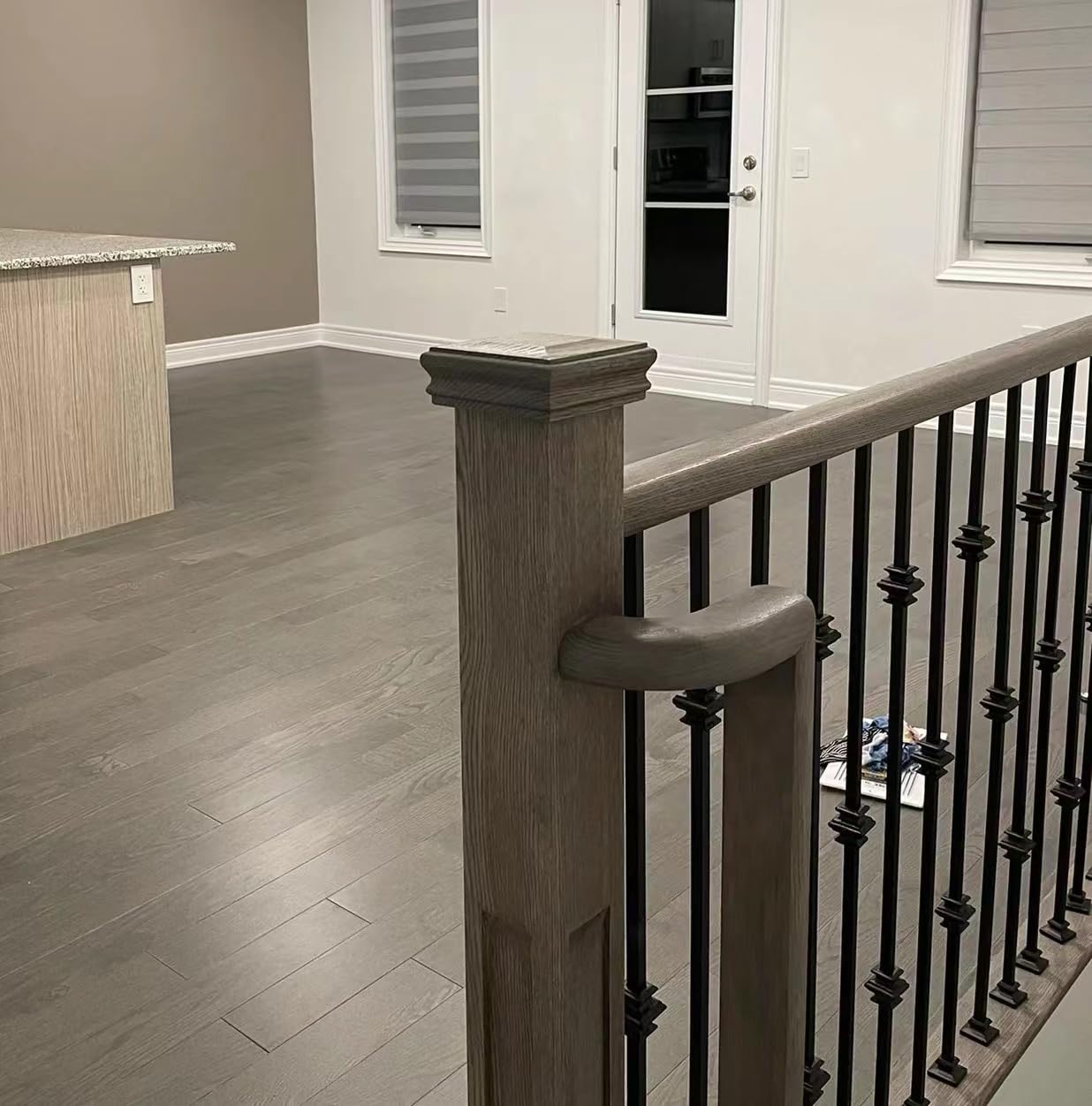 Elecmate Staircase Iron Balusters (Box of 10) Stair Spindles 1/2" Square Metal Balusters - Hollow Single Knuckle Staircase Spindles (Real Satin Black), E03-1