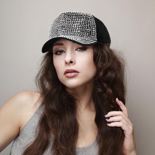 Peohud Set of 2 Rhinestone Baseball Caps, Adjustable Snapback Baseball Hat for Women Men, Breathable Sparkle Bling Sun Hat for Sport, Party, Outdoor Activities Black