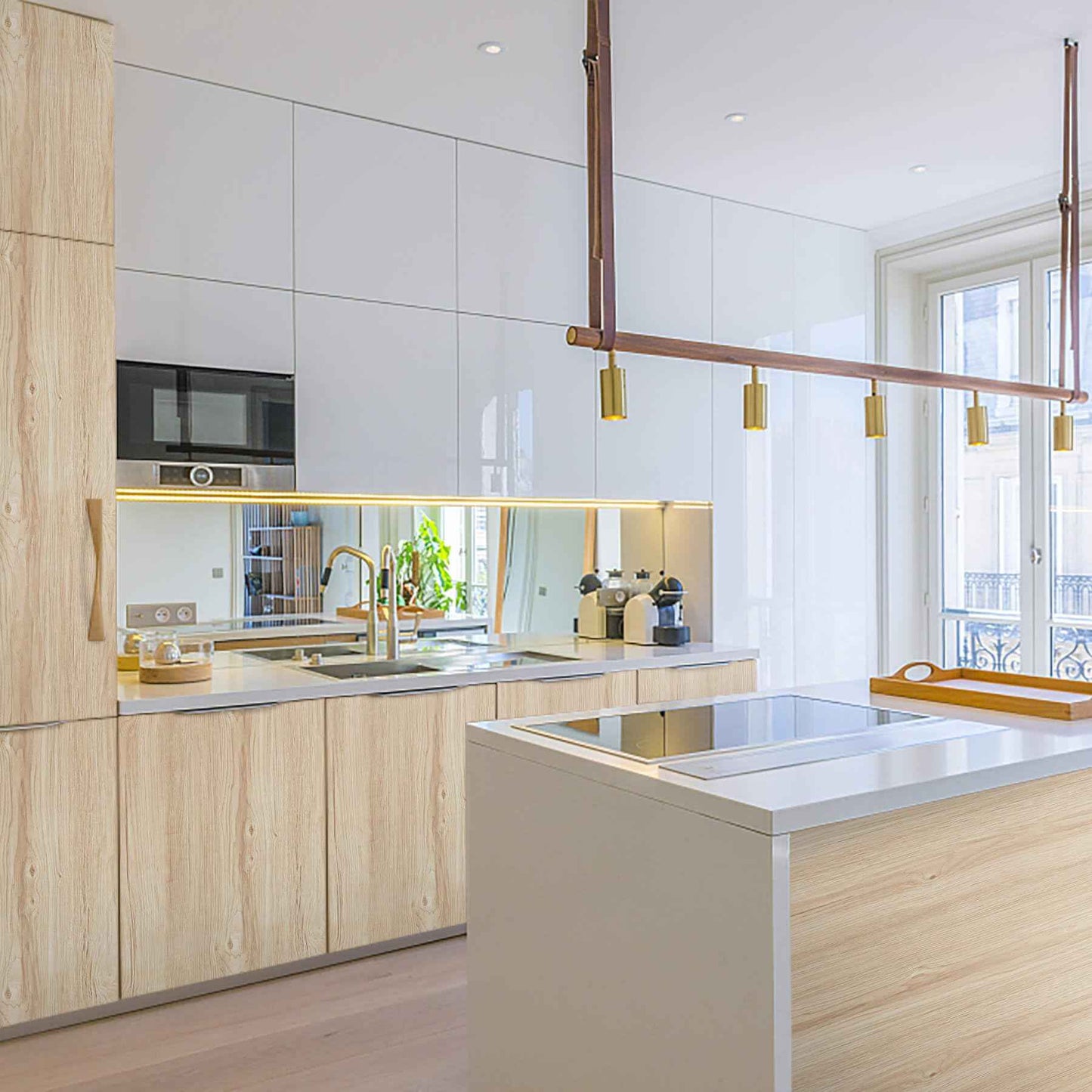 Heroad Wood Contact Paper Peel and Stick Wood Grain Wallpaper Oak Light Wood Contact Paper Countertops Cabinet Vinyl Wrap Thicken Textured Decoration Waterproof Self-Adhesive 17.5"x197"