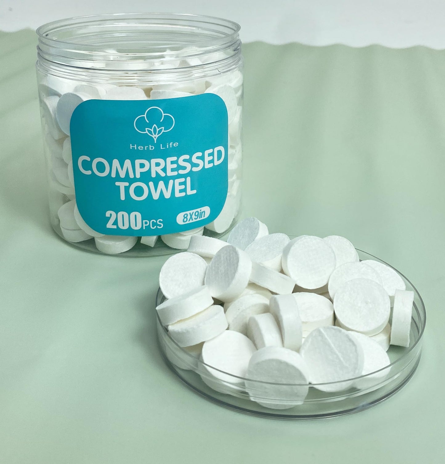 200 Pcs Mini Compressed Towels, Disposable Cleaning Towel, Compressed Hand Wipe, Camping Towel, Portable Compressed Coin Tissue for Travel/Home/Outdoor Activities（8X8.5in）