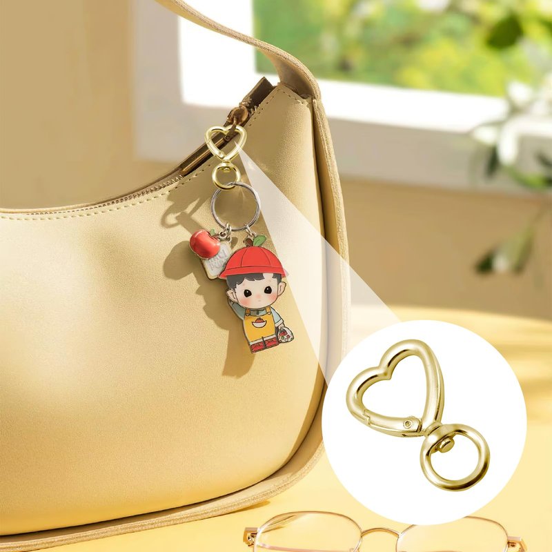 30Pcs Heart Shaped Carabiner Cute Heart Carabiner with Spring Snap Hook Zinc Alloy Swivel Keychain Clip Accessions for DIY Backpack Purse Luggage Tag