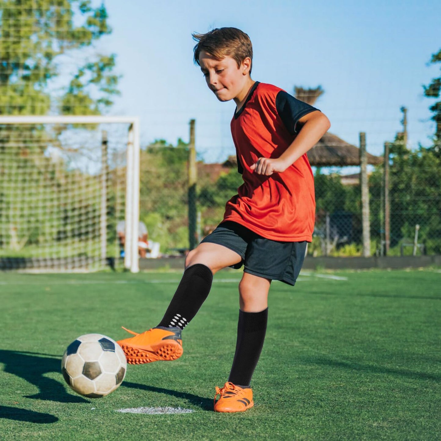 Regilt 3 Pairs Kids Youth Grip Soccer Socks, Non Slip Knee High Soccer Football Sport Socks for Boys Girls Age 8-17 (US, Alpha, Large, Regular, Regular, Black)