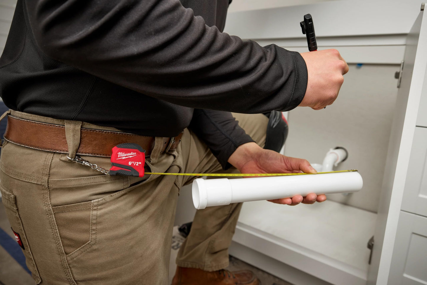 Milwaukee Electric - 6FT/2M Keychain Tape Measure