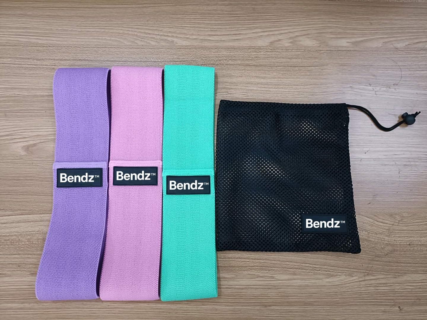 Resistance Bands for Women – Booty Bands Set of 3 with Carry Bag – Fabric Exercise Bands for Glutes, Legs & HIPS – Light/Medium/Heavy – Bendz