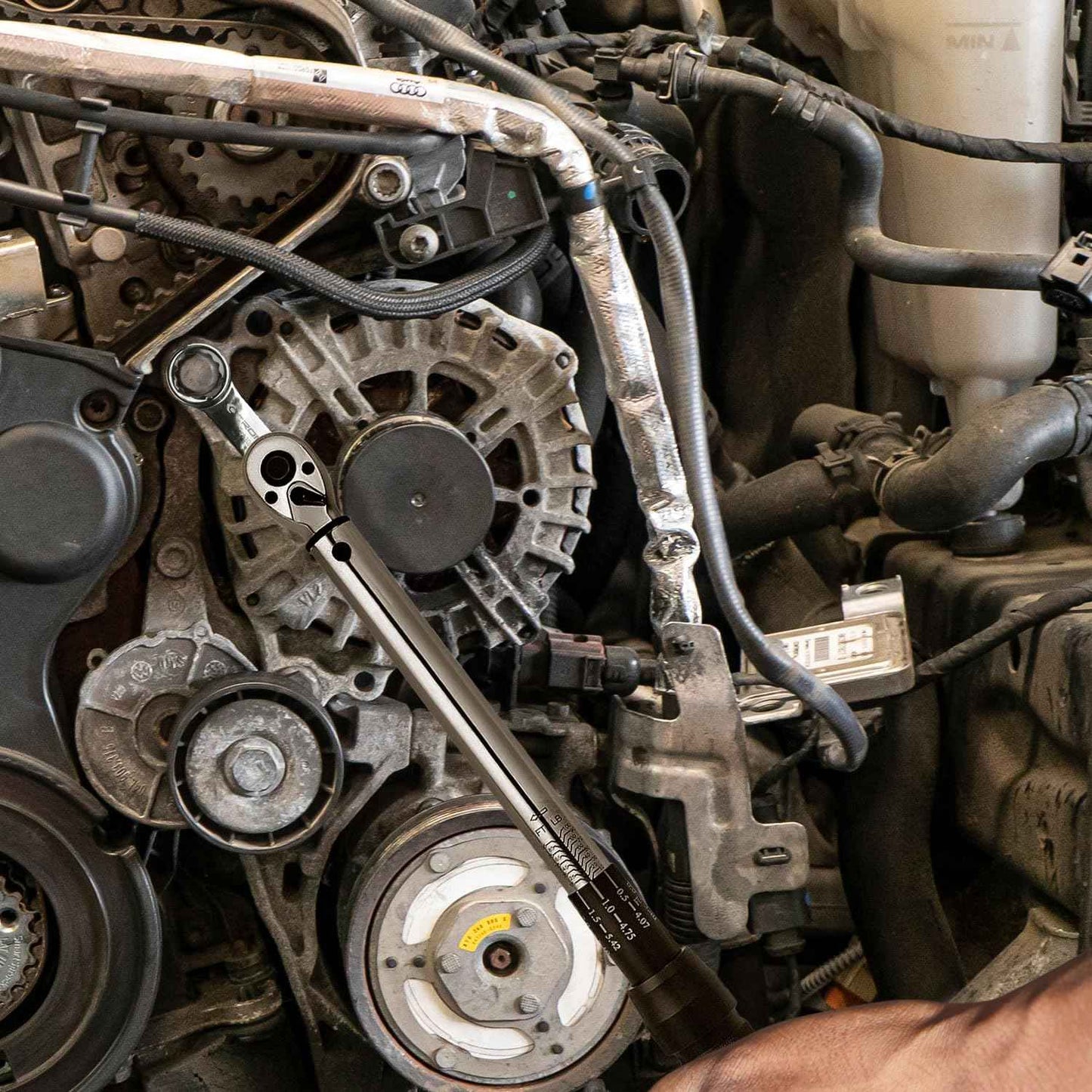 CROM Torque Adapter Extension Set - 12-Point Box End Torque Wrench Adapter with EVA Foam Tray, Made from Corrosion-Resistant CR-V Steel and Chrome Finish (Metric 10-Piece)