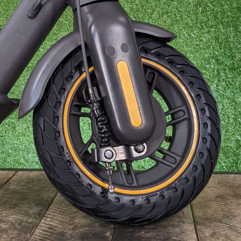 MOOVMOOV Solid Tire 10x2.5 for Ninebot G30 Max E-Scooter - Replaces Tubeless Tire 60/70-6.5 - Solid 10 inch Anti-Puncture Tire - Video Tutorial Included