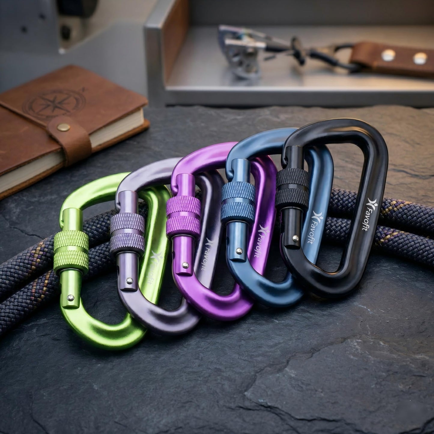 12kN Heavy Duty Carabiner Clips - Favofit Ultralight Screw-Lock Locking Carabiner for Keychain Clip Key Ring Hammock & Dog Leash - Snag-Free D Ring Carabiners for Camping & Gym