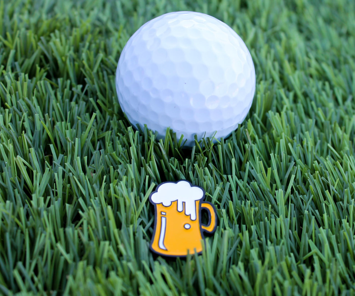Mulligan Hooligan Beer Mug Ball Marker + Magnetic Hat Clip, Unique Golf Gift, Premium Quality, The Perfect for Your Favorite Golfer, Golf Accessories for Any Occasions