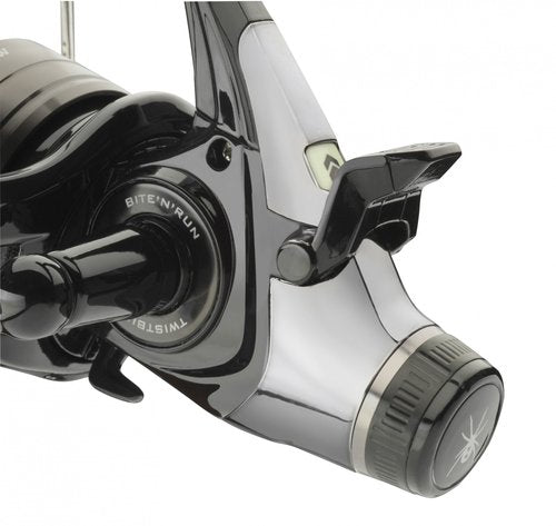 Daiwa Black Widow BR Colour 0 Size 4000