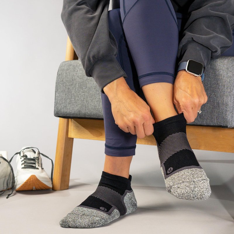 OrthoSleeve WC4 Diabetic & Neuropathy Compression Socks, Non-Binding for Men & Women, Improve Circulation & Edema