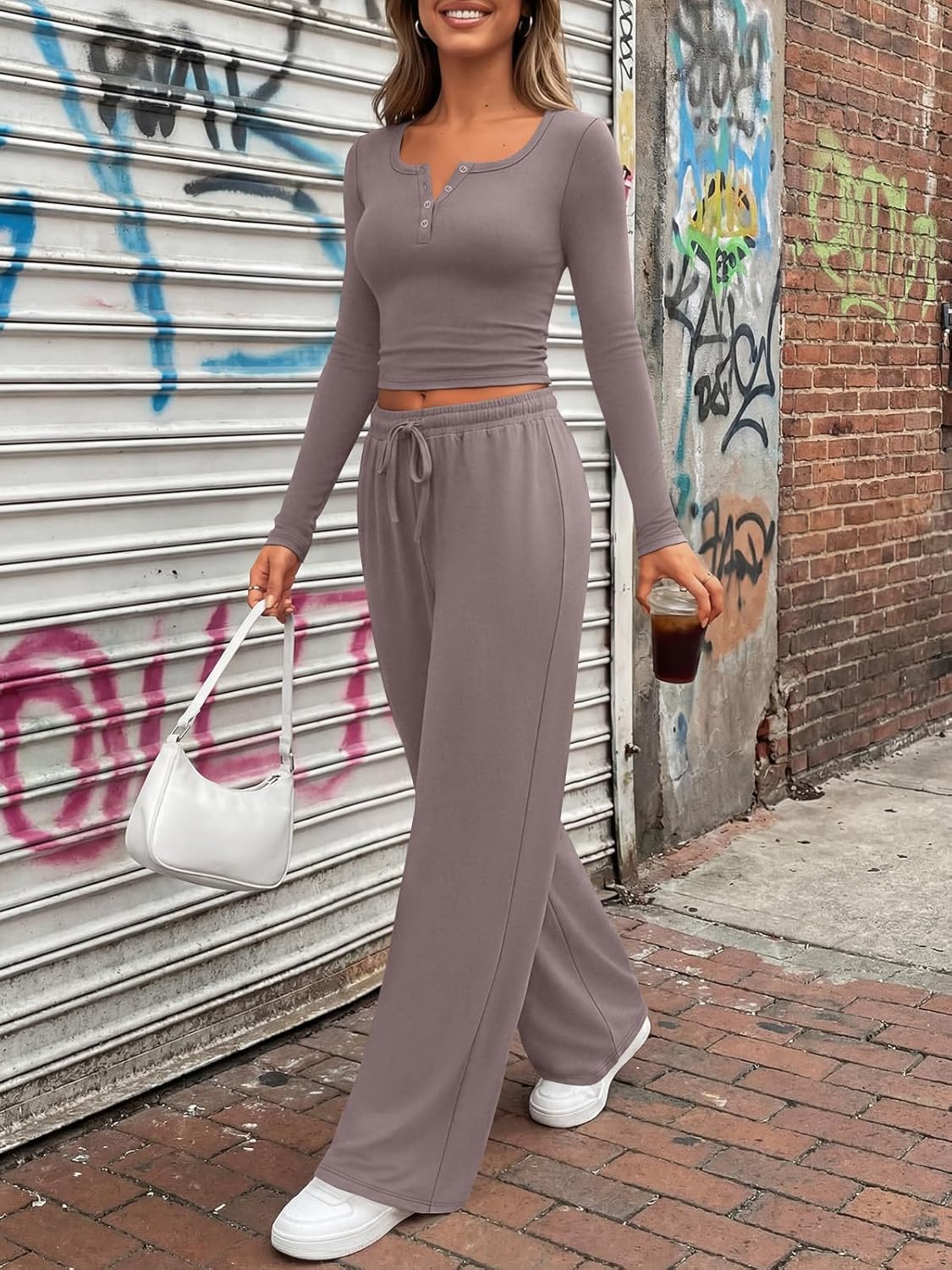 Trendy Queen Women's 2-Piece Lounge Set - Long Sleeve Crop Top & Wide Leg Pants | Casual Comfort