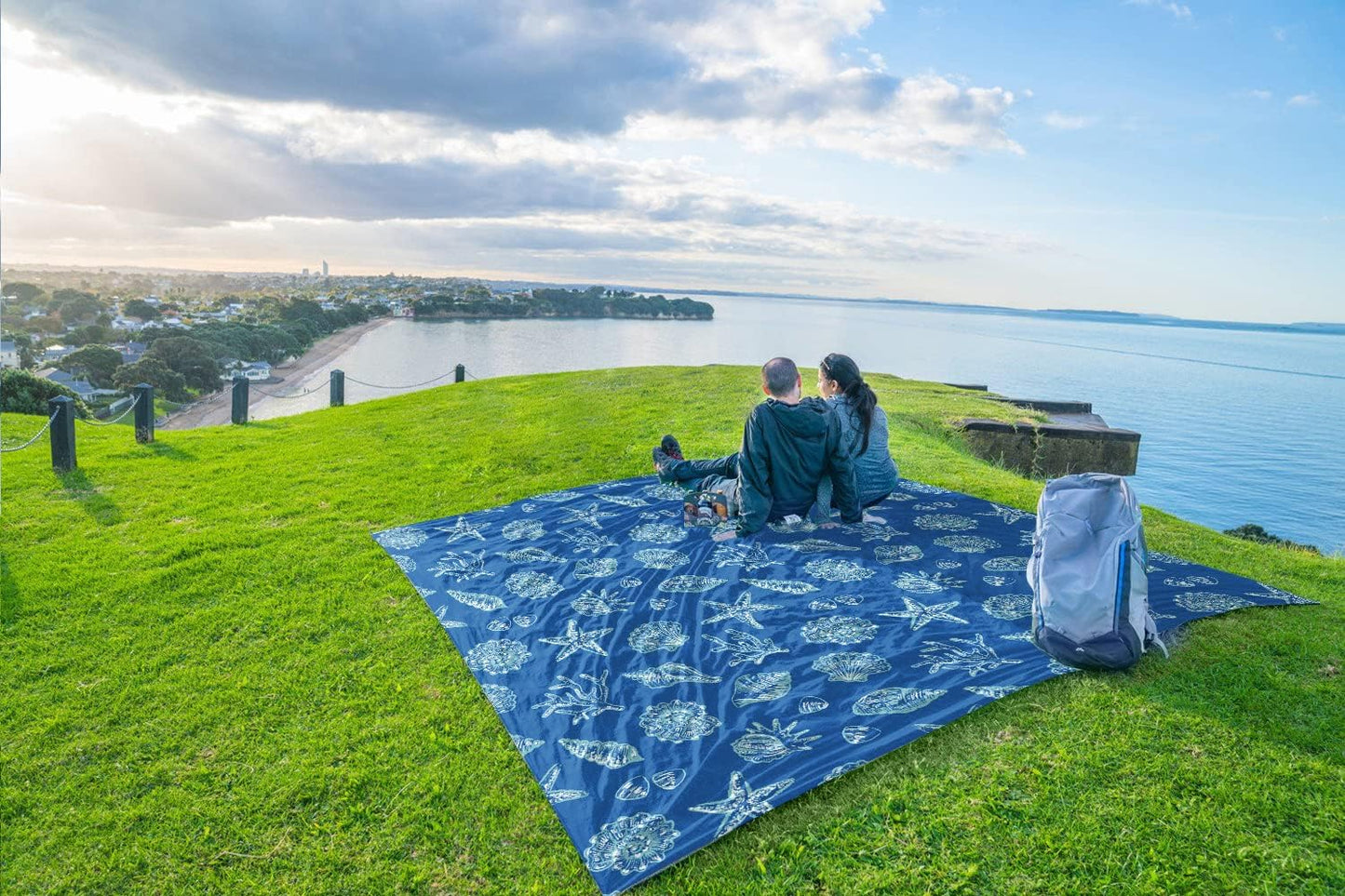 WEKAPO Beach Blanket Waterproof Sandproof Oversized, Extra Large Beach Mat Sand Free, Lightweight & Compact Sand Free Mat with 5 Stakes & 4 Corner Pockets