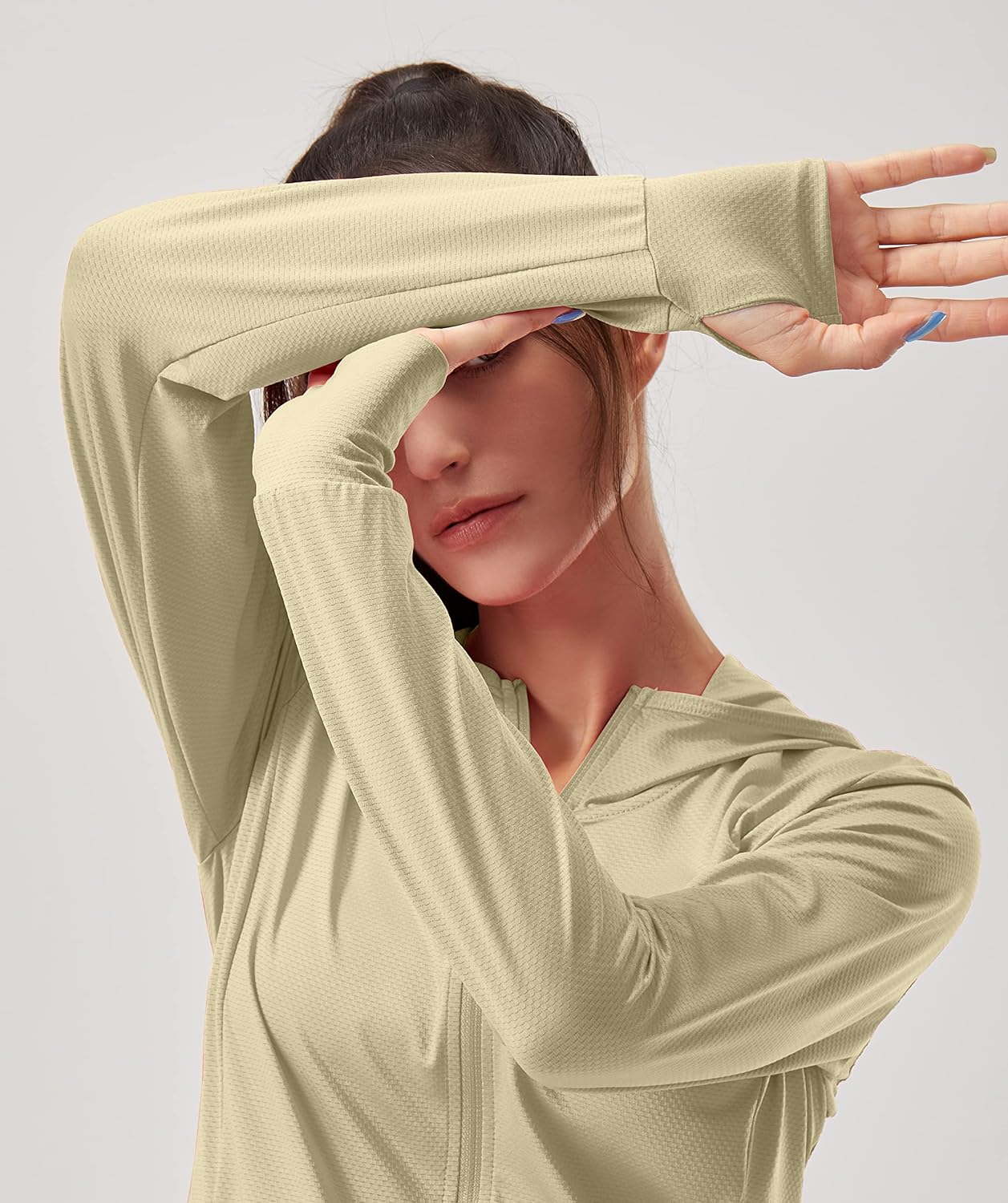 Soothfeel Women's Sun Protection Hoodie Jacket - UPF 50+ Lightweight Long Sleeve with Pocket for Outdoor Activities