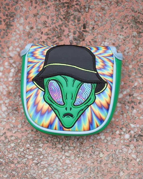 Big Teeth Golf Mallet Putter Cover, Golf Club Cover with Strong Magnetic Closure, PU Leather Waterproof Golf Square Mallet Putter Cover Alien Pattern, Gradient Effect