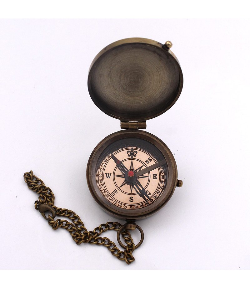 Vintage Brass Compass with Engraved Quote – “Go Confidently in The Direction of Your Dreams” – Nautical Compass with Chain & Rosewood Box – Graduation, Retirement Gift for Him or Her