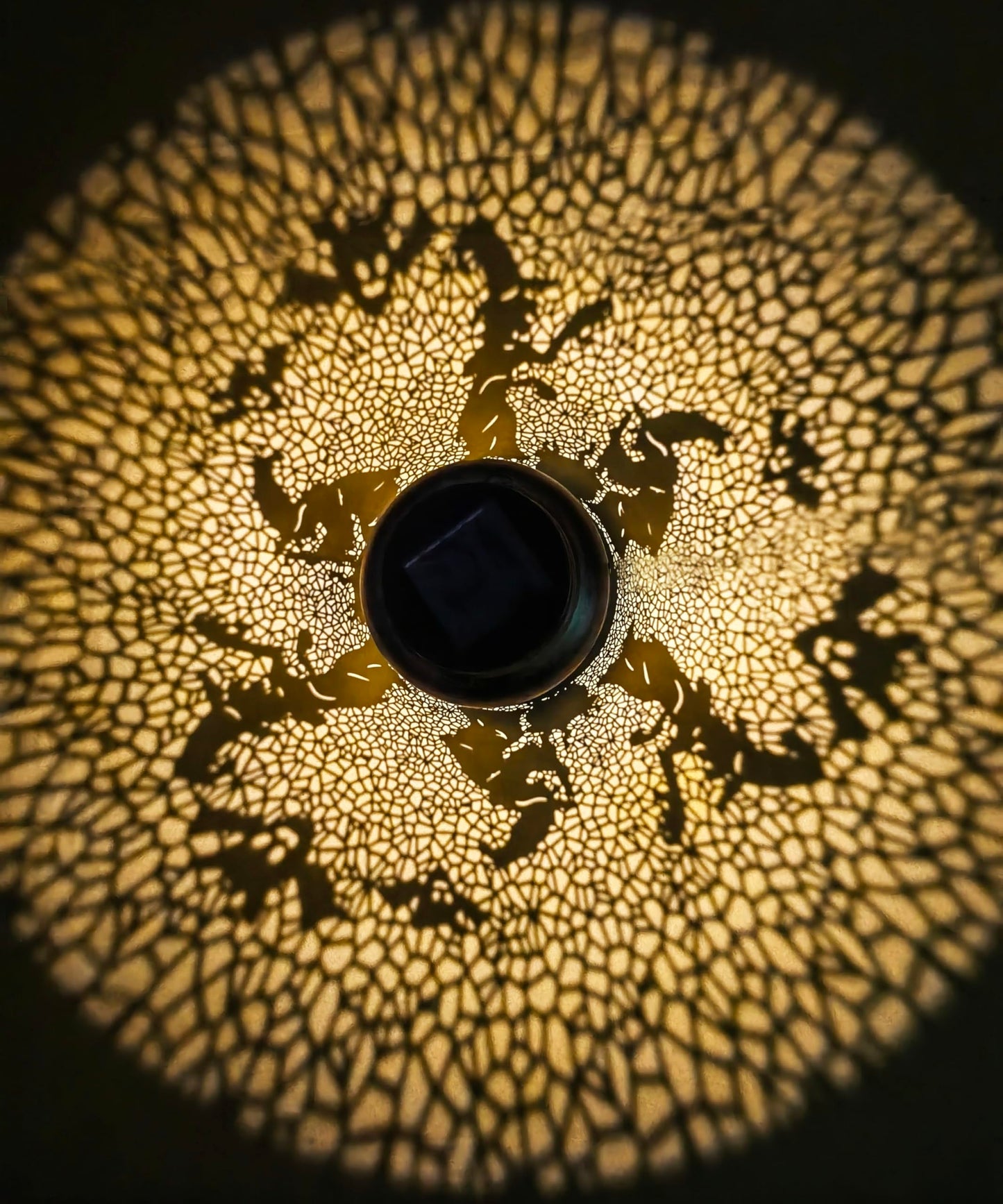 Solar Halloween Decorations Outdoor Witch Lanterns Garden Decor Metal Hanging Solar Lights Waterproof Outdoor Halloween Decorations Lights for Party Yard Patio Lawn Pathway Landscape