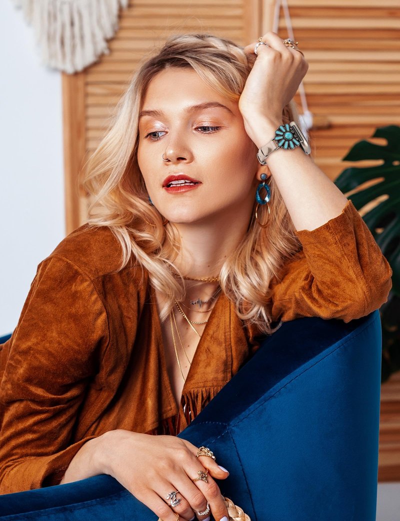 Moolia Turquoise Strap Compatible with Fitbit Versa 4/Versa 3/Sense 2/Sense Band for Women Strap, Boho Western Vintage Style Strap for Versa 4/Versa 3 Watch Band