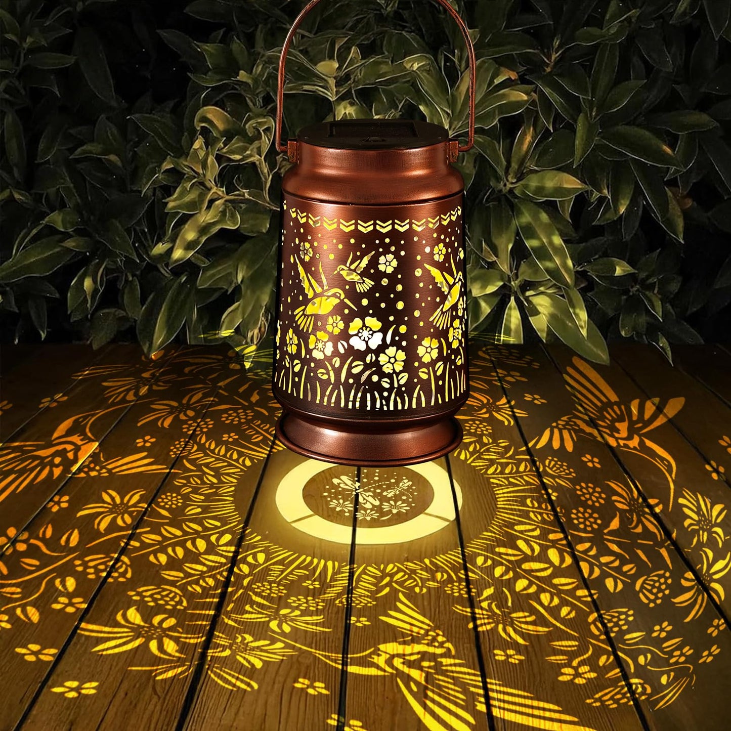 Solar Lanterns Outdoor Waterproof Gifts for Women Grandma Gifts for Mom Hummingbird Garden Decor Solar Hanging Lantern Metal for Patio Yard Festival Pathway Landscape