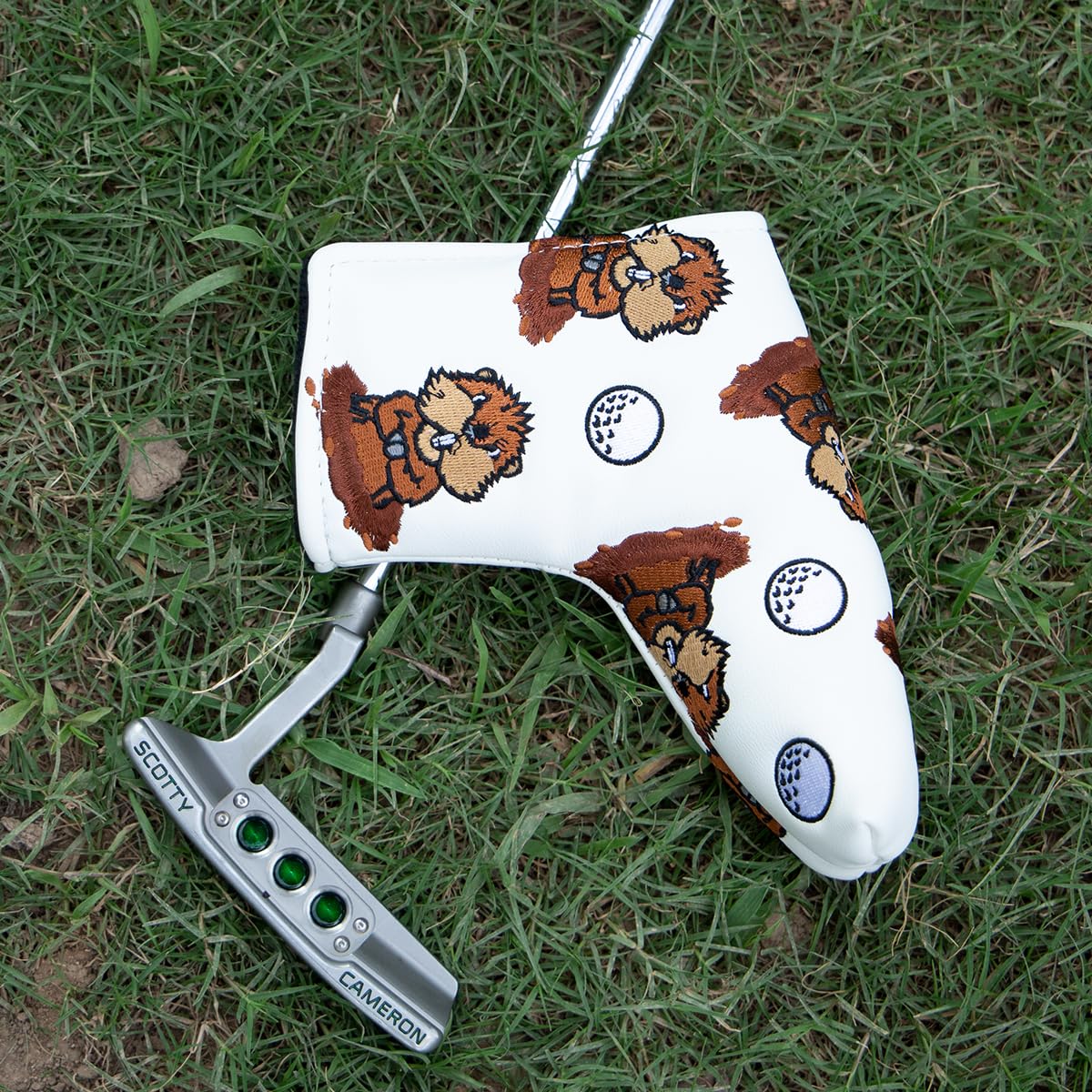 Barudan Golf Putter Head Cover Magnetic Blade Putter Cover Headcover Gopher Headcover Golf Gift for Husband or Dad (White)