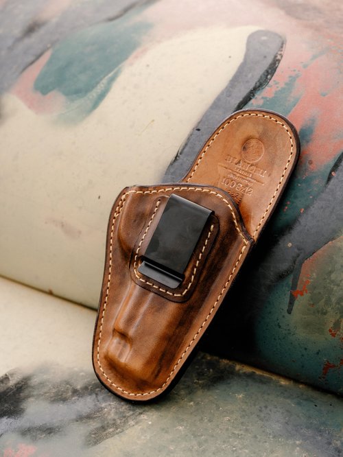Bianchi Gun Leather #100 Professional IWB, Tan, Right Hand, SZ10A, Beretta Nano, Glock 26, 27, 43, Springfield XDS, Taurus PT-111, PT-140, PT-145 & Walther PPS (19232)