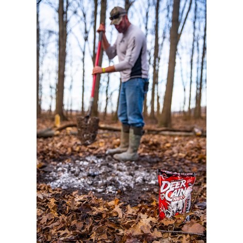 Evolved HABITATS Deer Co-Cane Powder Mix 6.5 lb Deer Mineral Attractant - Fast & Easy to Use All Year-Round Concentrated Mineral Lick Food Supplement for Deer