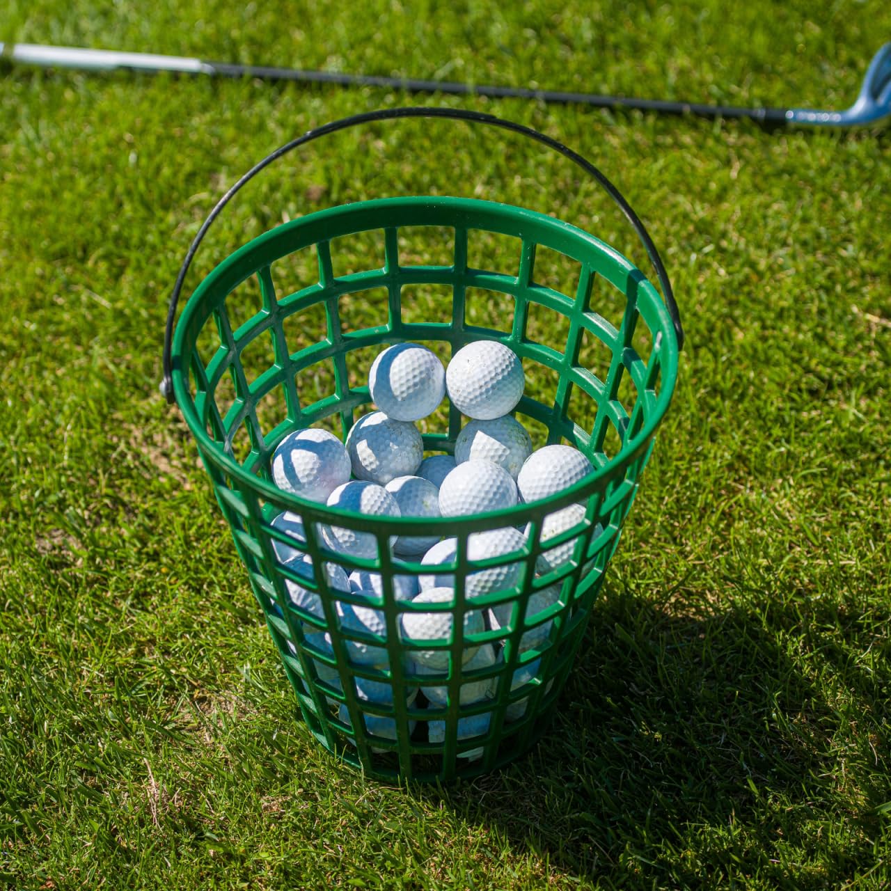 VANZACK Plastic Golf Ball Basket 100 Balls, Golfball Container Golf Ball Bucket with Handle, Holds 100 Balls, for Summer Golf Ball Storage Practice Accessories, Green